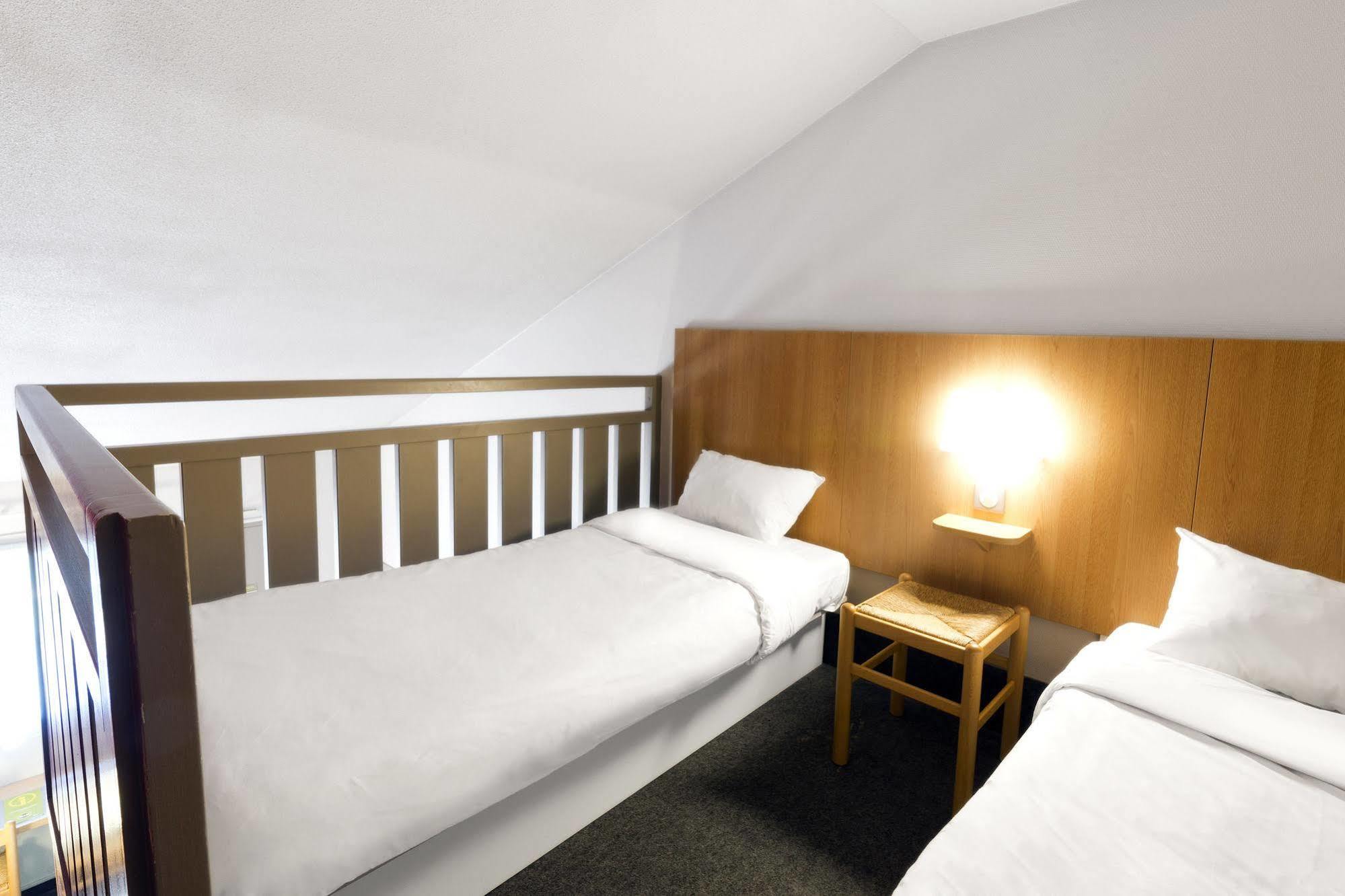 B&B Hotel Laval Change Exterior foto